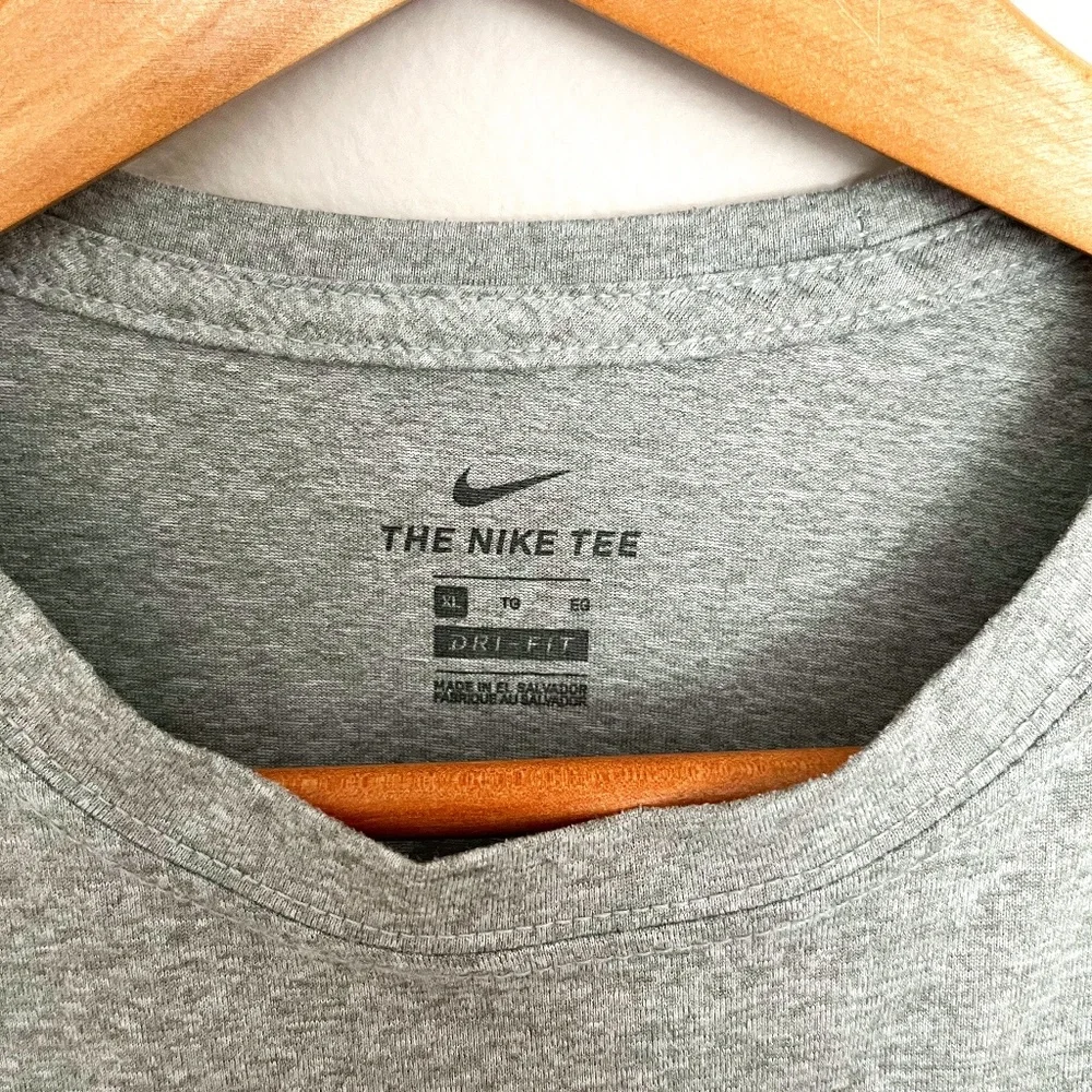 NIKE Dry Fit T-shirt